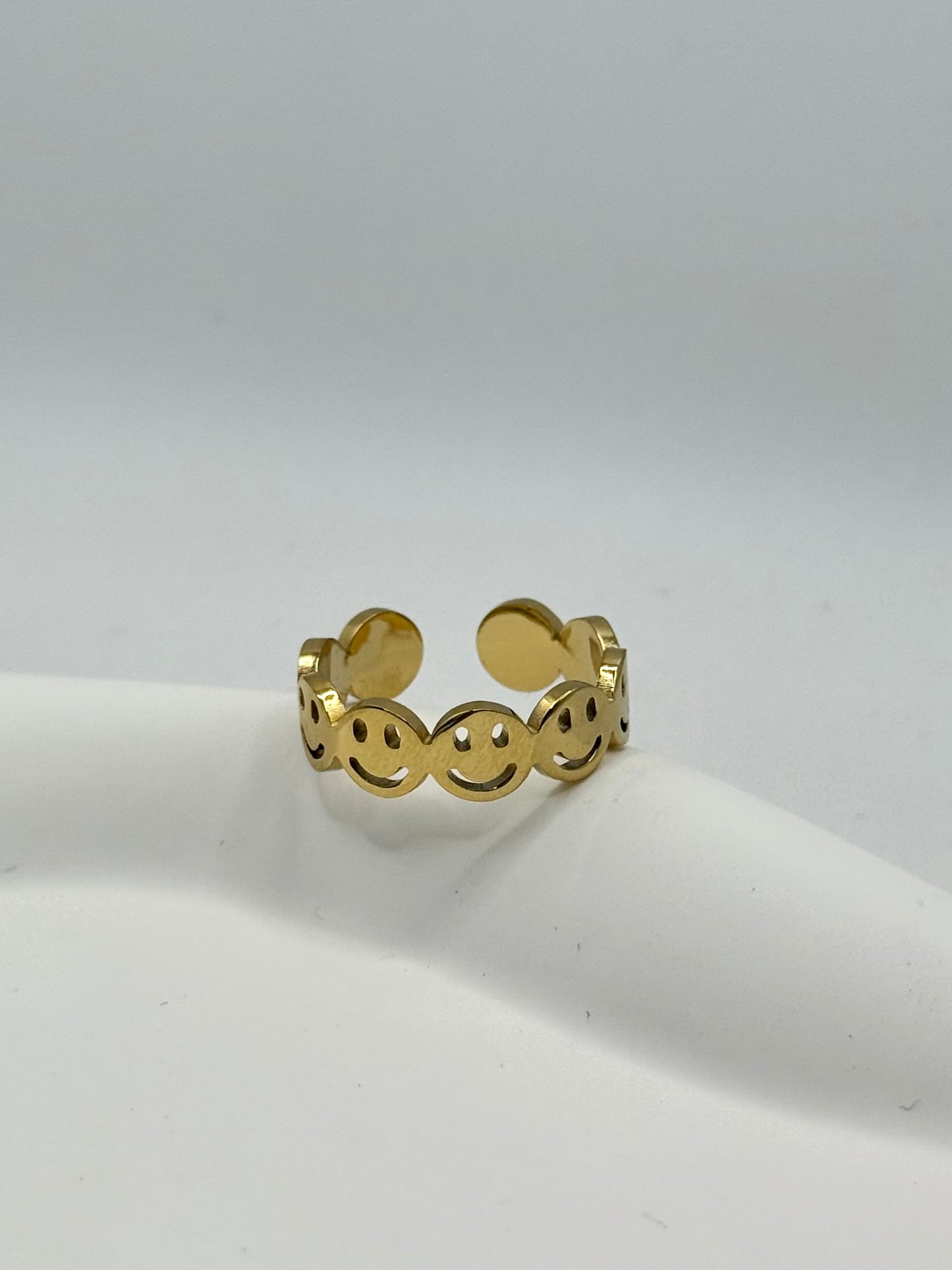 Smiley Ring