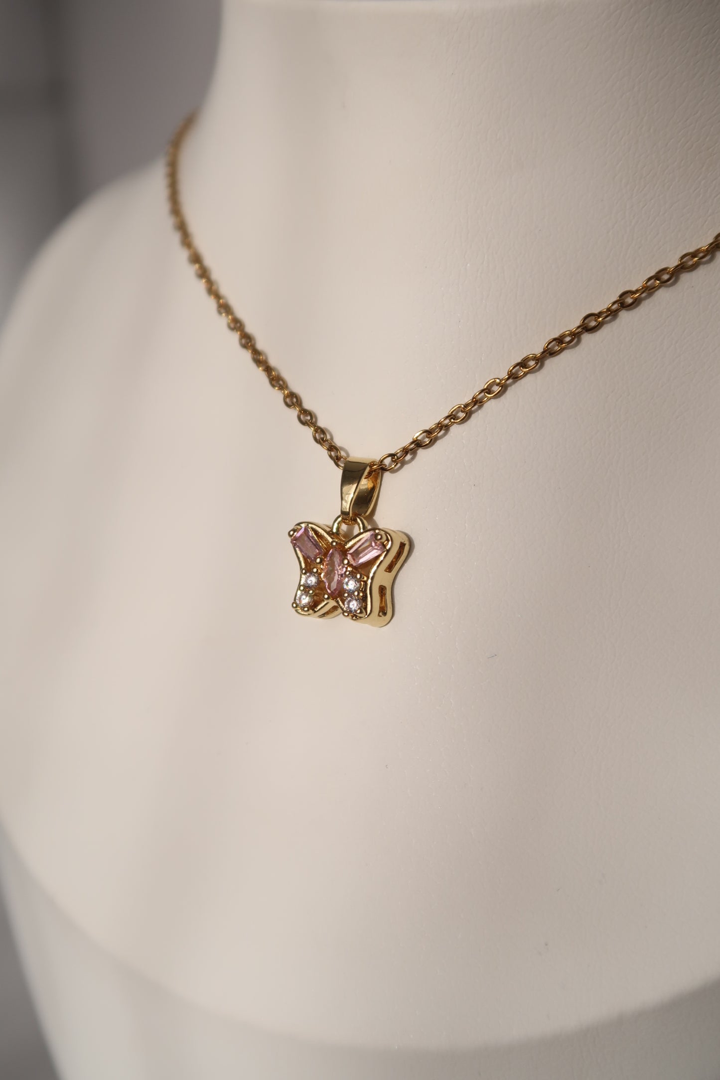 Lilia Necklace