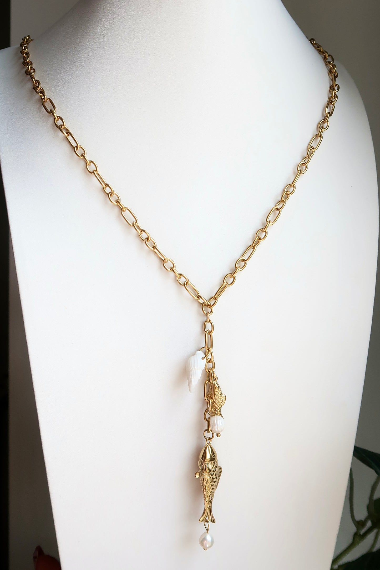 Pez Dorado Necklace