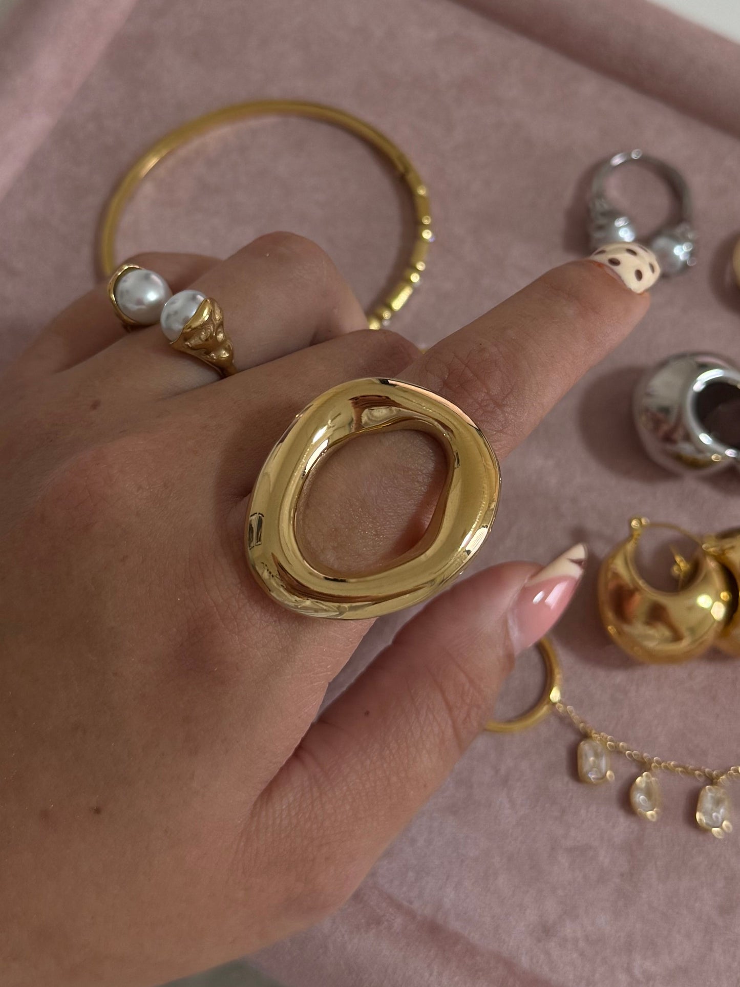 Large Oval Ring