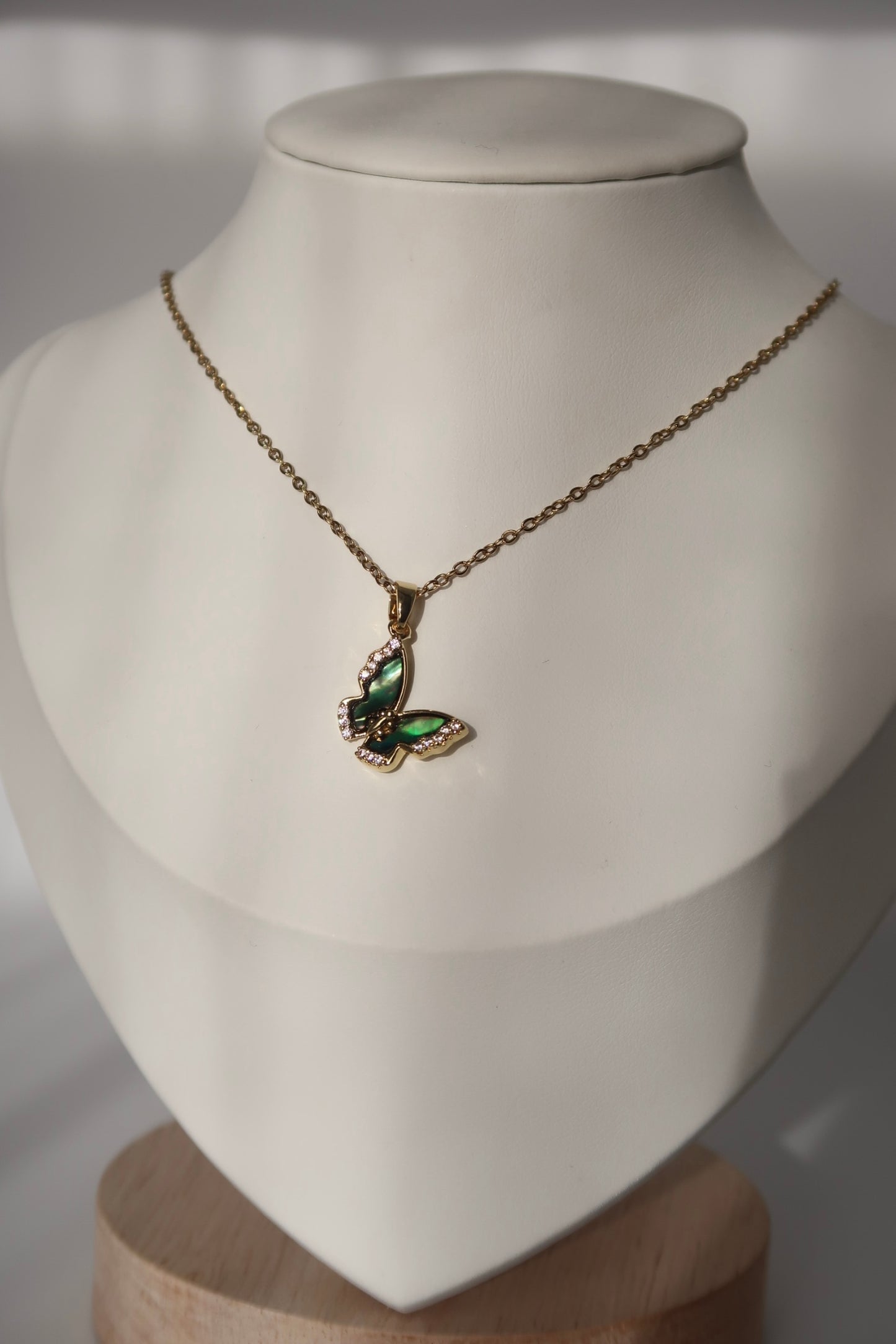 Mari Necklace