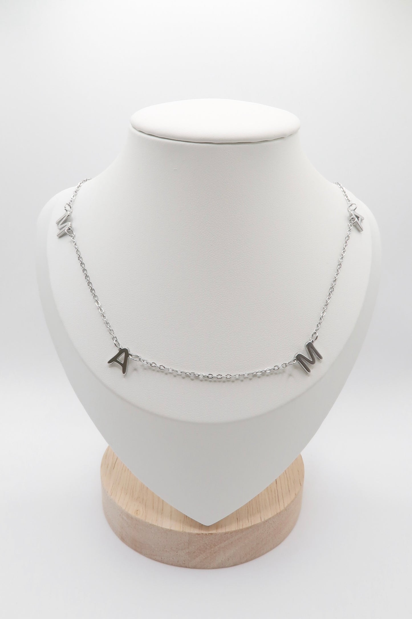 Mama Necklace