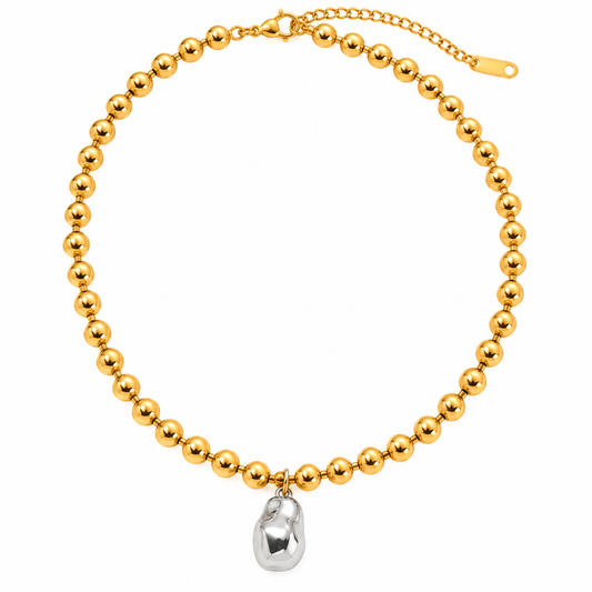 liz necklace