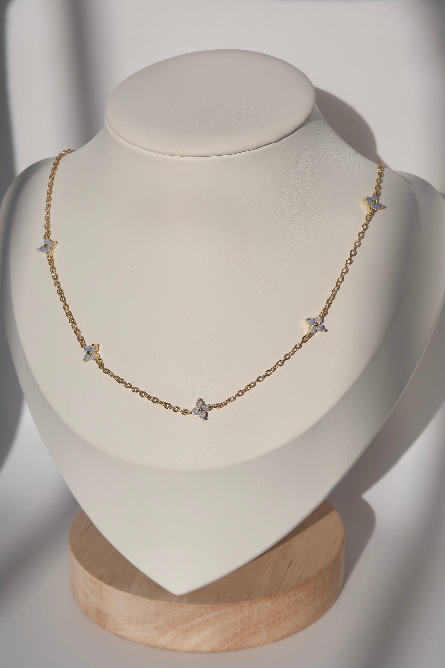 Cata Necklace