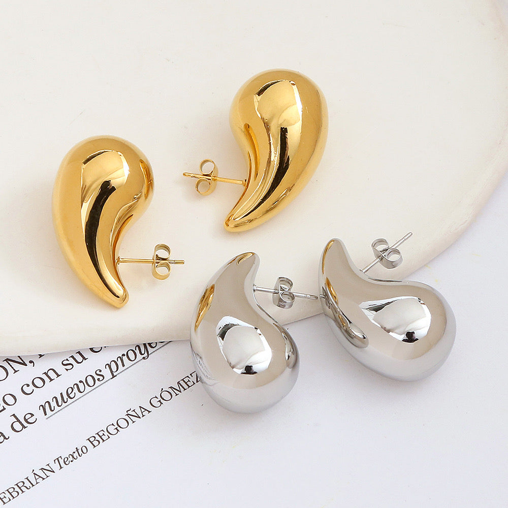 Sculpted Tear Drop Earrings